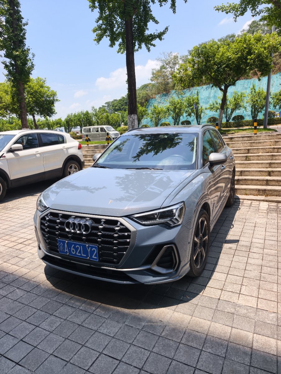 Audi Q3 2021 Audi Q3 2021 car image