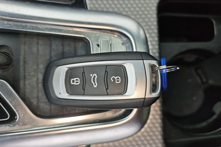GEELY Emgrand GS 2016 #9 GEELY Emgrand GS 2016 car image #9