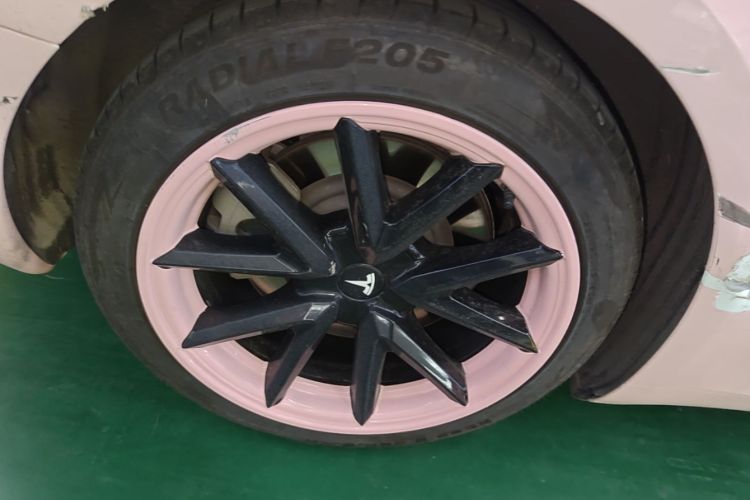 Tesla Model 3 2021 car image #10