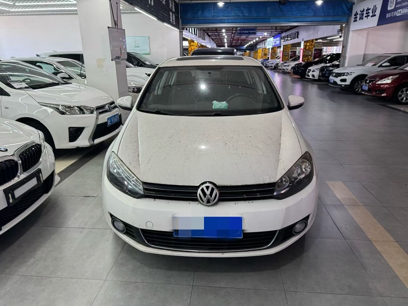 Volkswagen Golf 2013 car image #4