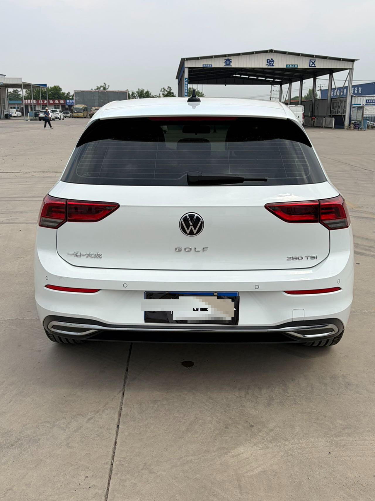 Volkswagen Golf 2023 car image #7