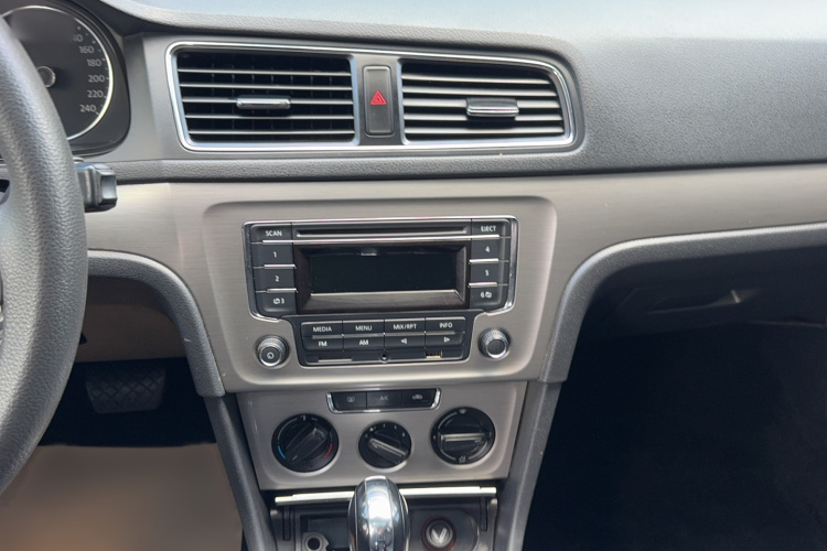 Volkswagen Lavida 2016 #17 Volkswagen Lavida 2016 car image #17