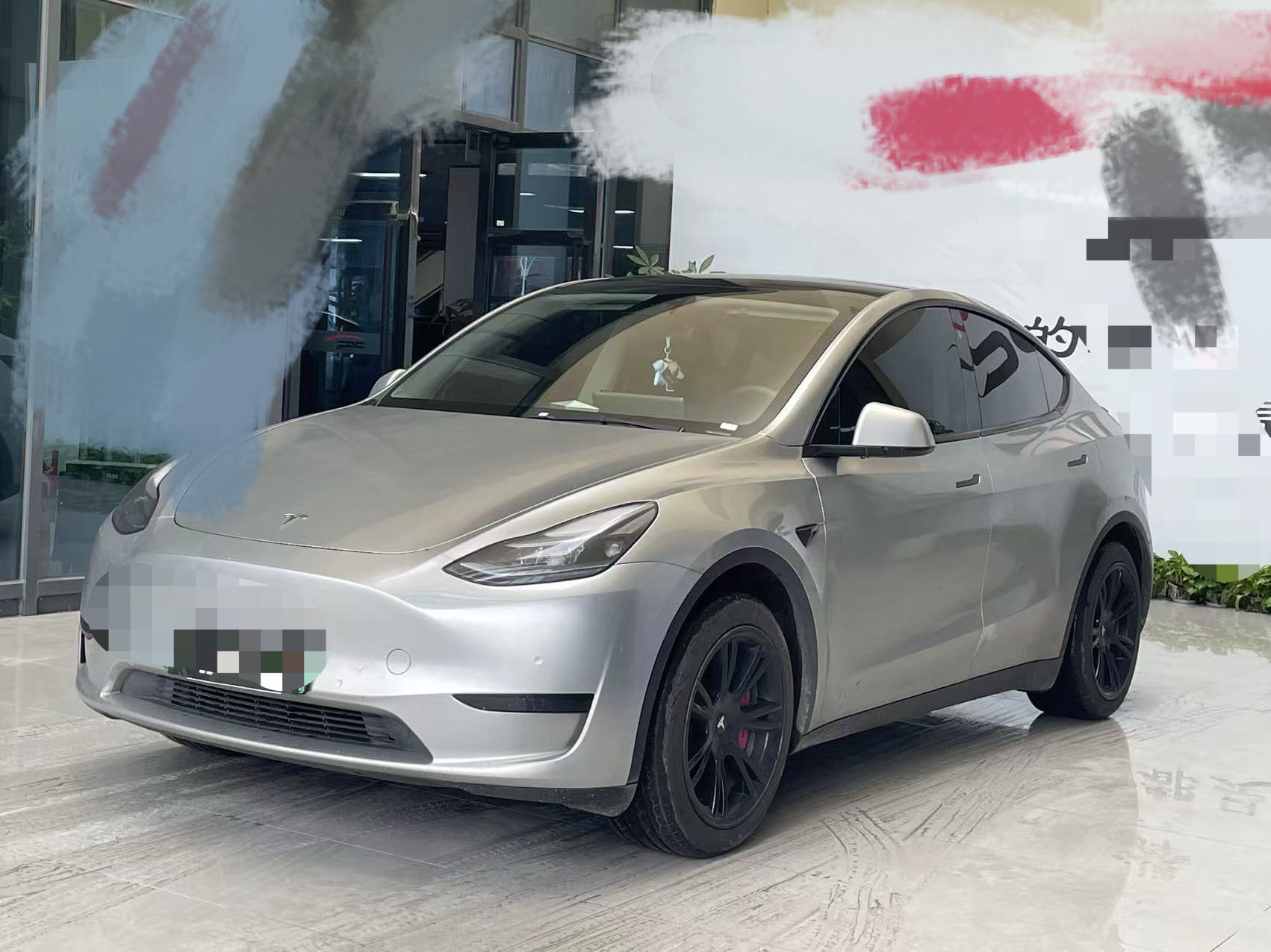 Tesla Model Y 2023 #2 Tesla Model Y 2023 car image #2
