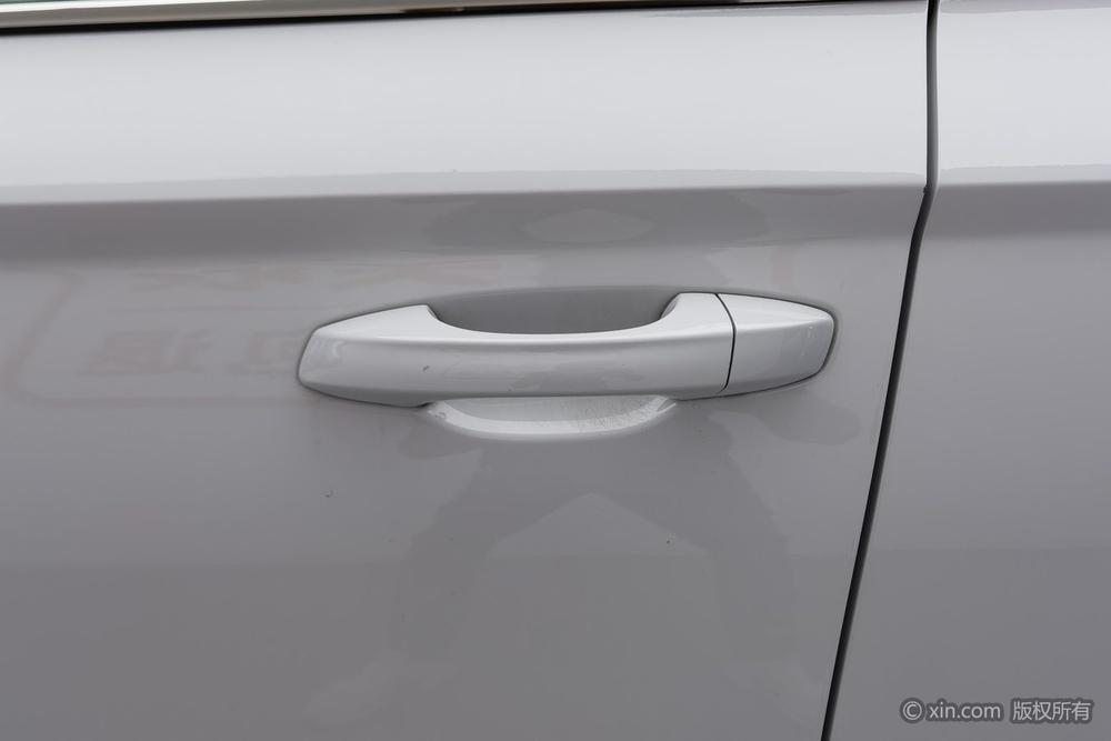 Volkswagen Tharu 2024 car image #9