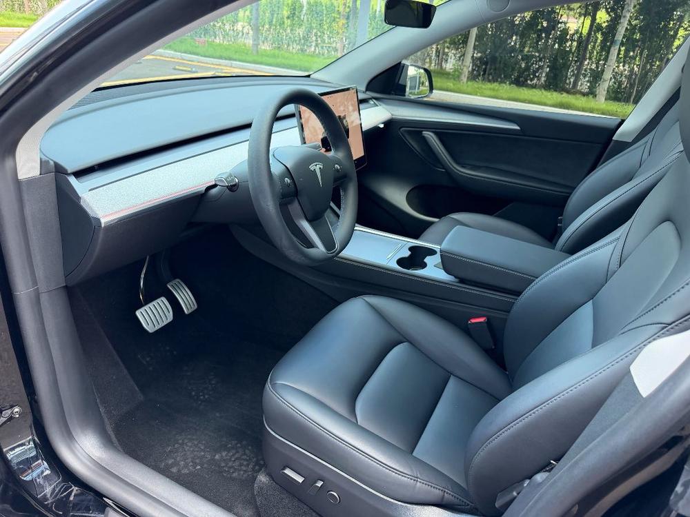 Tesla Model Y 2023 #10 Tesla Model Y 2023 изображение автомобиля #10