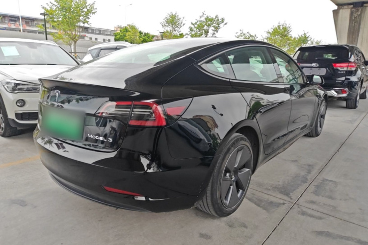 Tesla Model 3 2023 #5 Tesla Model 3 2023 изображение автомобиля #5