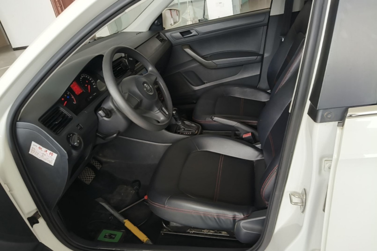Volkswagen Santana 2017 #15 Volkswagen Santana 2017 car image #15