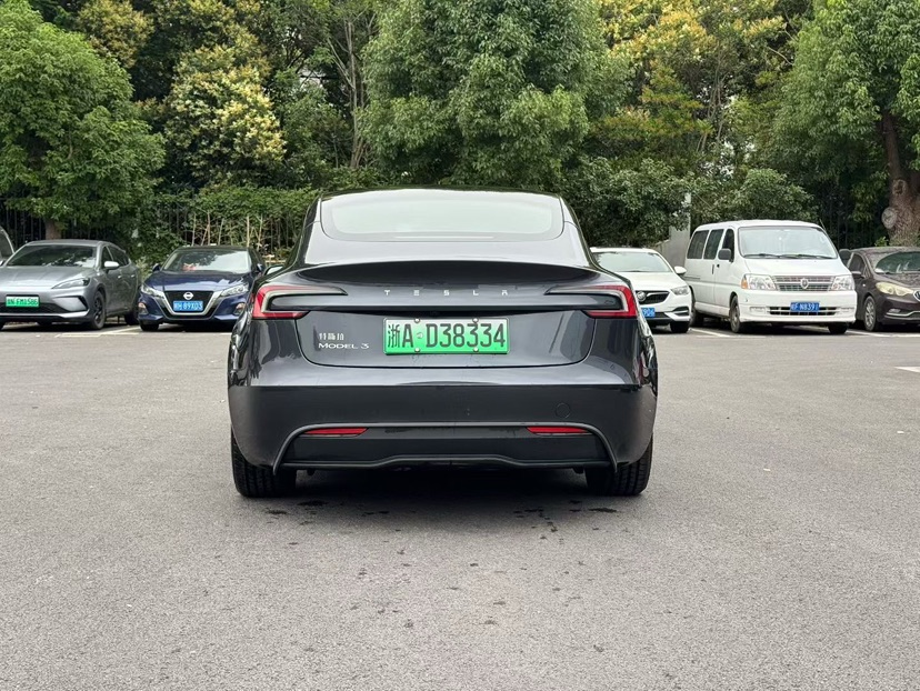 Tesla Model 3 2025 #8 Tesla Model 3 2025 car image #8