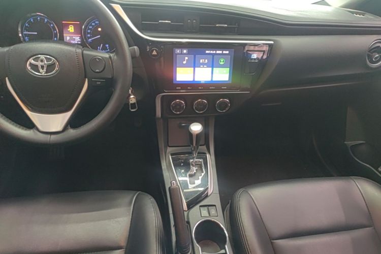 Toyota Corolla 2019 #13 Toyota Corolla 2019 car image #13
