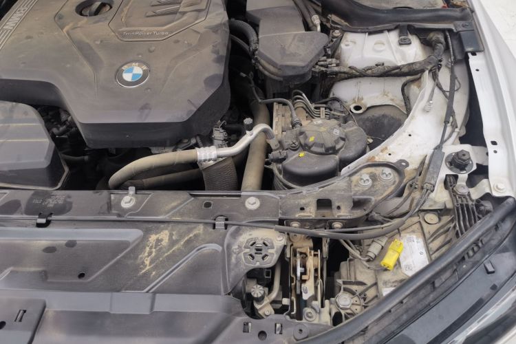 BMW 3 Series 2023 car image #24