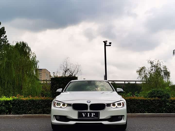 BMW 3 Series 2014 car image #2