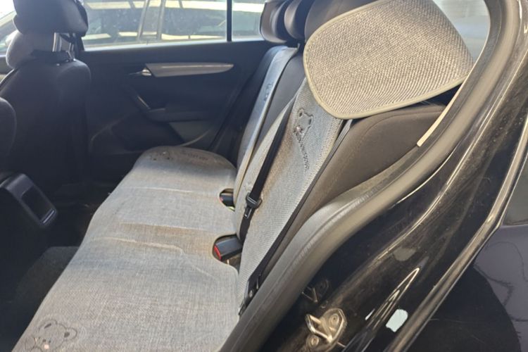 Volkswagen Lavida 2015 car image #19