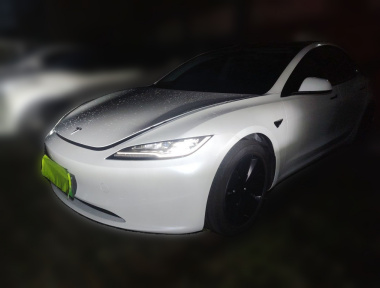 Tesla Model 3 2025 car image 