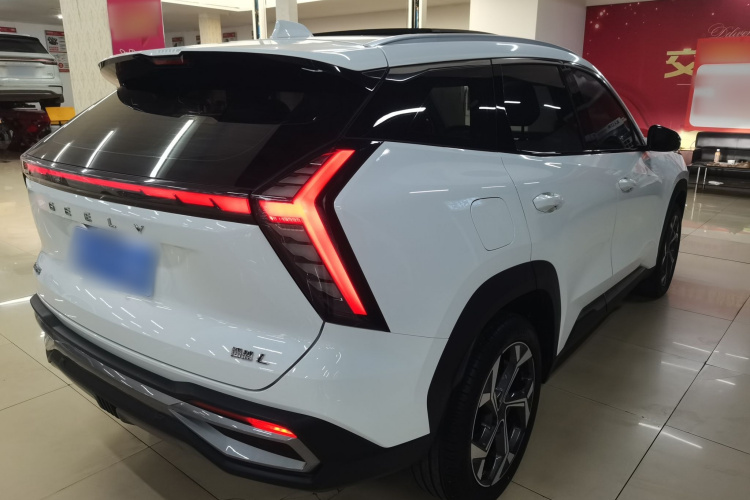 GEELY Boyue L 2023 immagine di auto #7