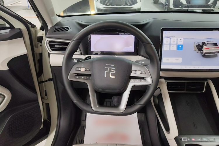 BYD YuanUP 2025 #11 BYD YuanUP 2025 car image #11