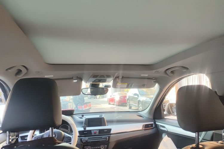 BMW X1 2019 #20 BMW X1 2019 car image #20