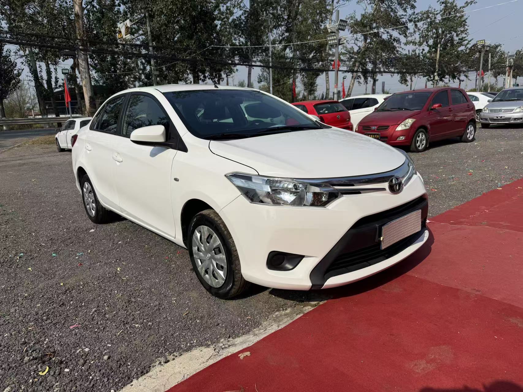 Toyota Vios 2015 car image #3