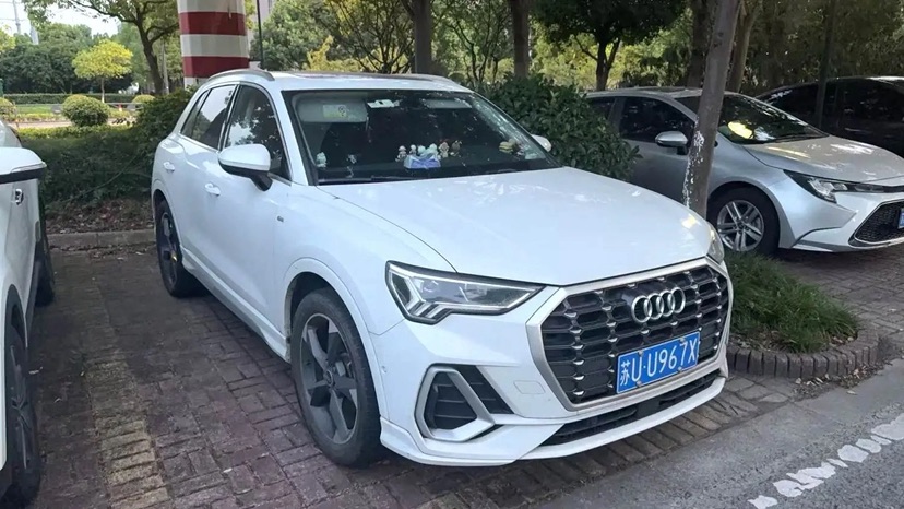 Audi Q3 2023 #2 Audi Q3 2023 car image #2