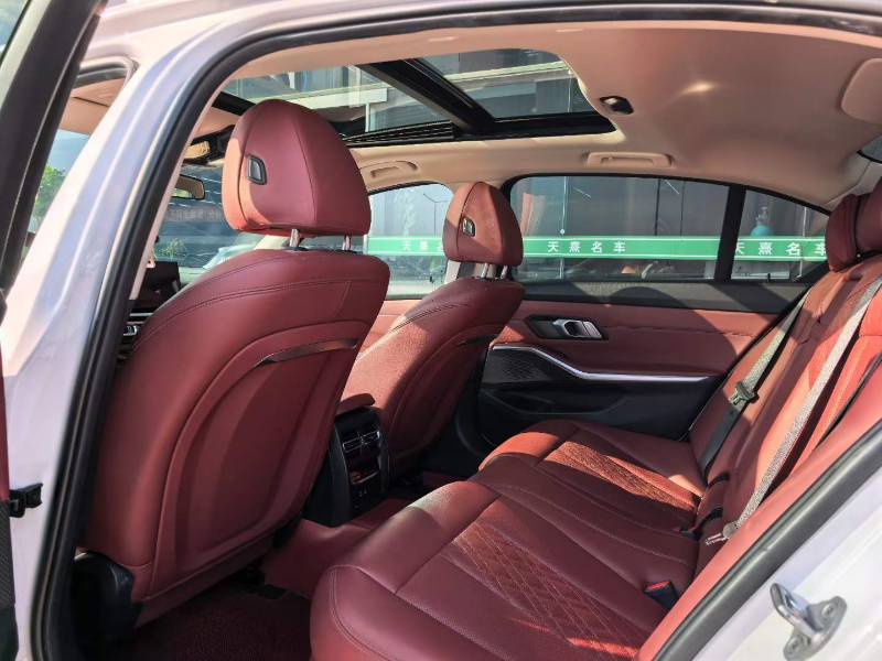 BMW i3 2023 immagine di auto #8