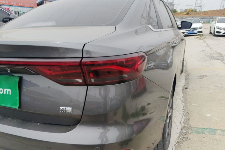 GEELY Emgrand 2023 car image #8