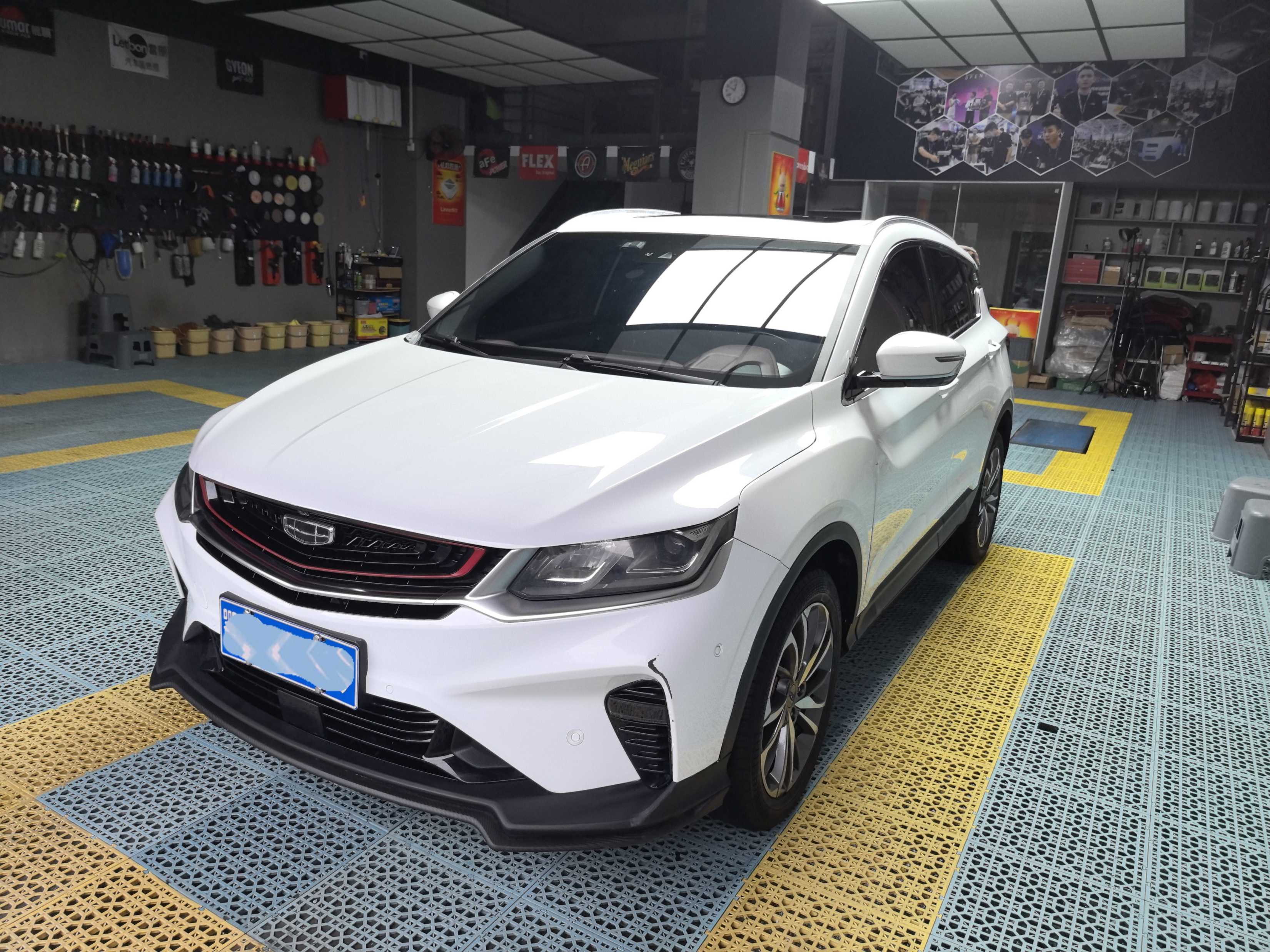 GEELY Coolray 2019 GEELY Coolray 2019 car image