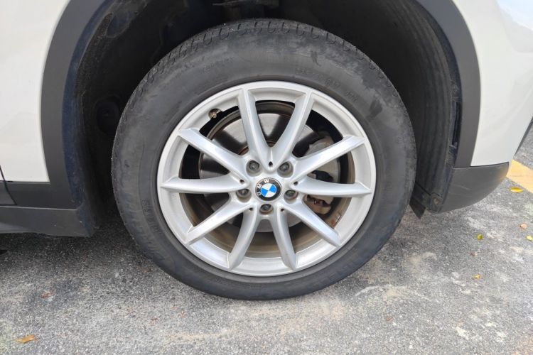 BMW X1 2019 #9 BMW X1 2019 car image #9