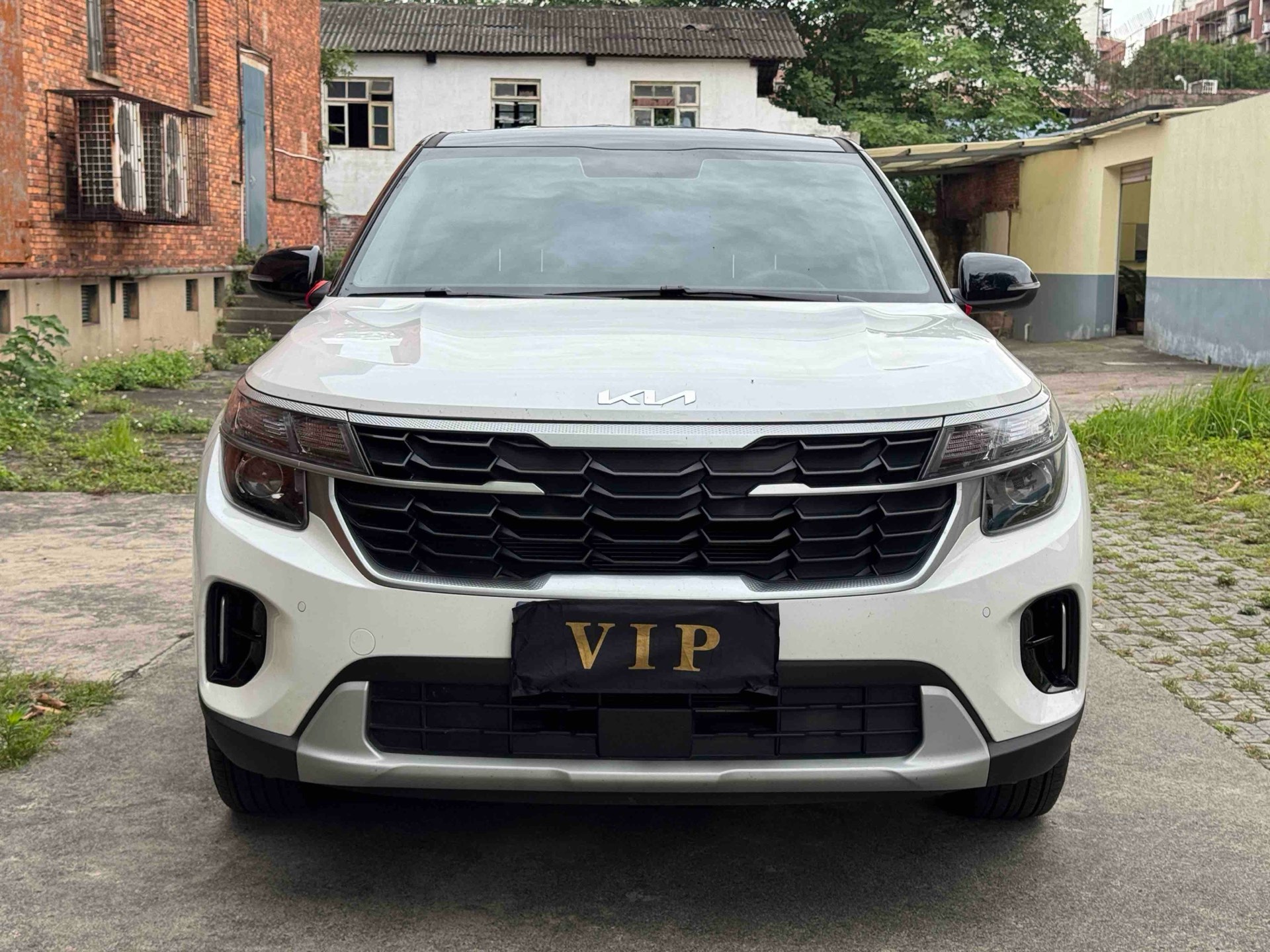 Kia Seltos 2025 car image #3