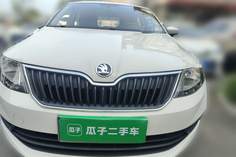 Skoda Rapid 2020 #3 Skoda Rapid 2020 car image #3