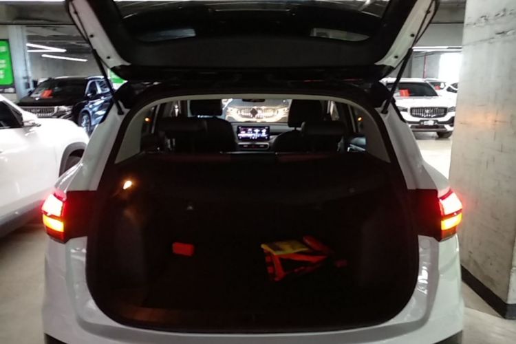 GEELY Coolray 2022 car image #19