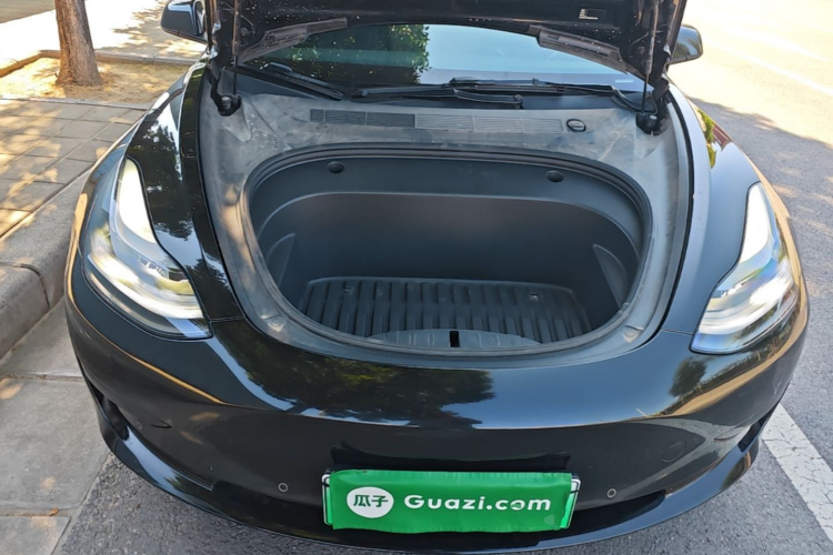 Tesla Model 3 2022 car image #22