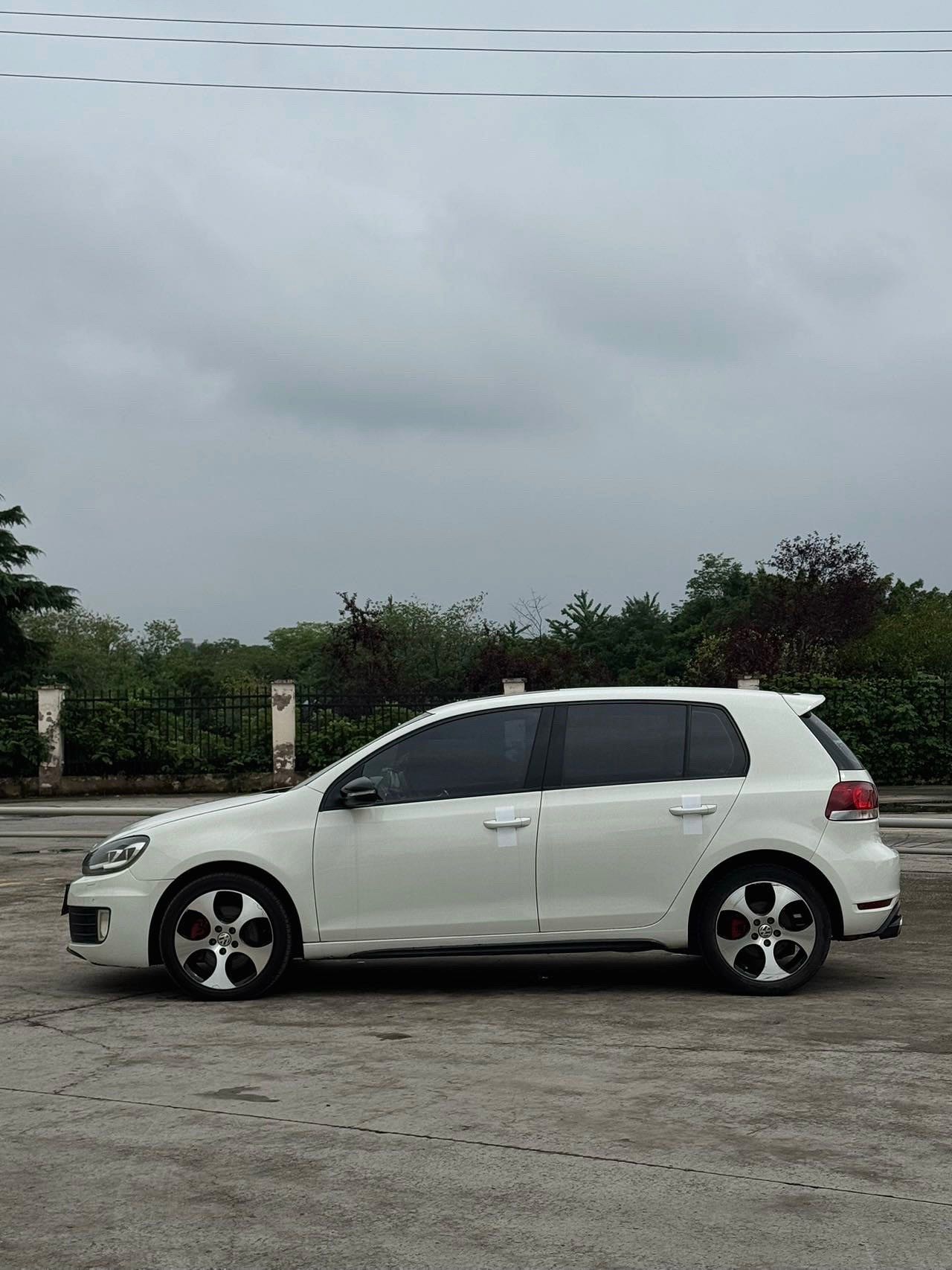 Volkswagen GolfGTI 2011 #2 Volkswagen GolfGTI 2011 car image #2