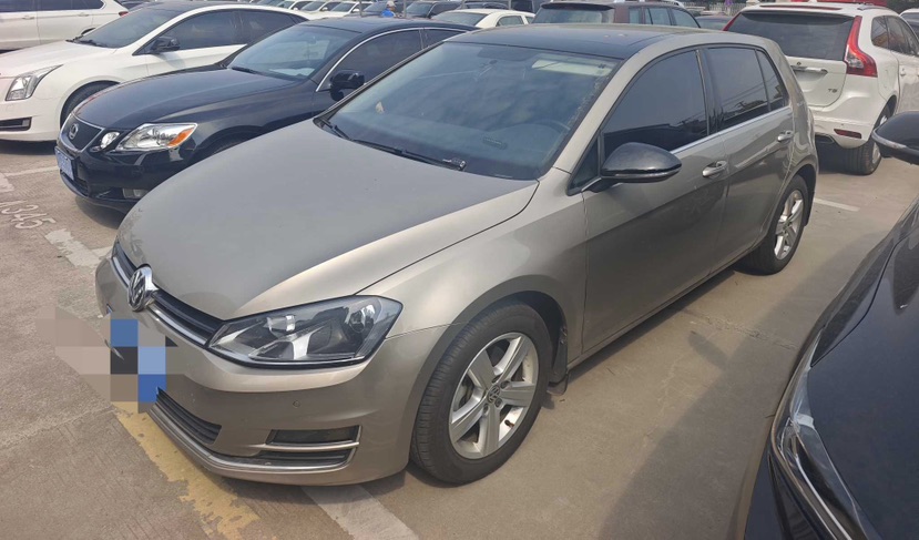 Volkswagen Golf 2017 car image 