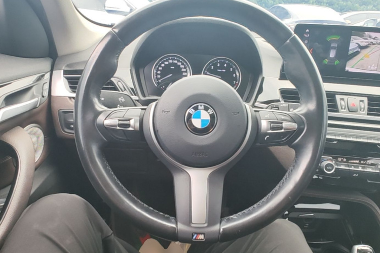 BMW X1 2021 car image #11