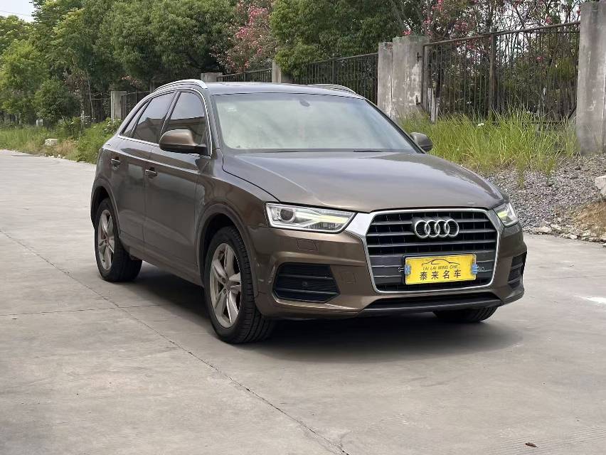 Audi Q3 2016 car image #3