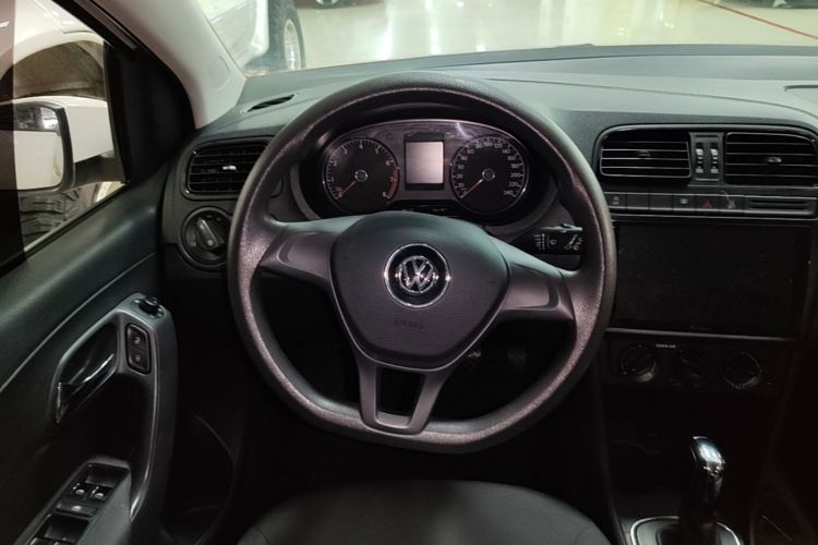 Volkswagen Polo 2019 #11 Volkswagen Polo 2019 car image #11