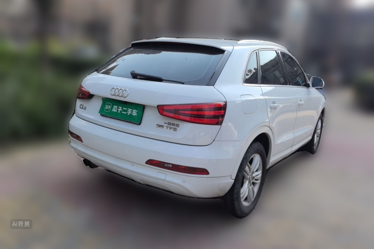 Audi Q3 2014 car image #7