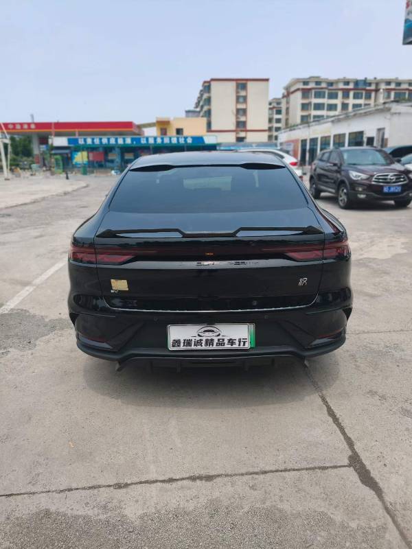 BYD Han 2023 car image #6