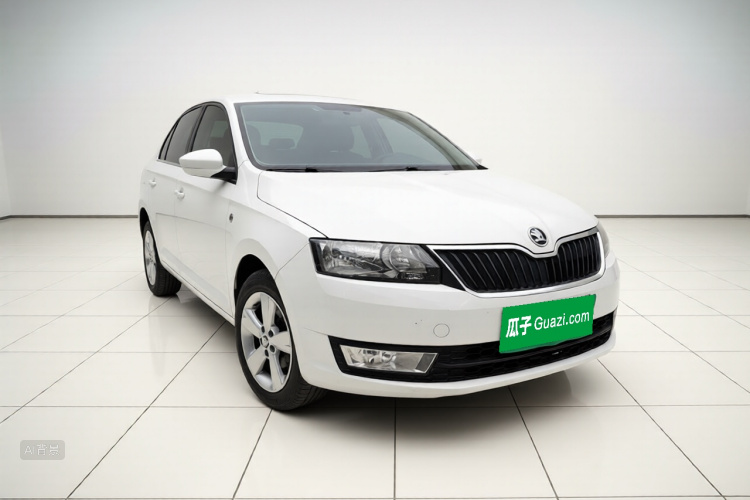 Skoda Rapid 2015 #4 Skoda Rapid 2015 car image #4