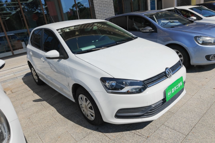 Volkswagen Polo 2018 car image #4