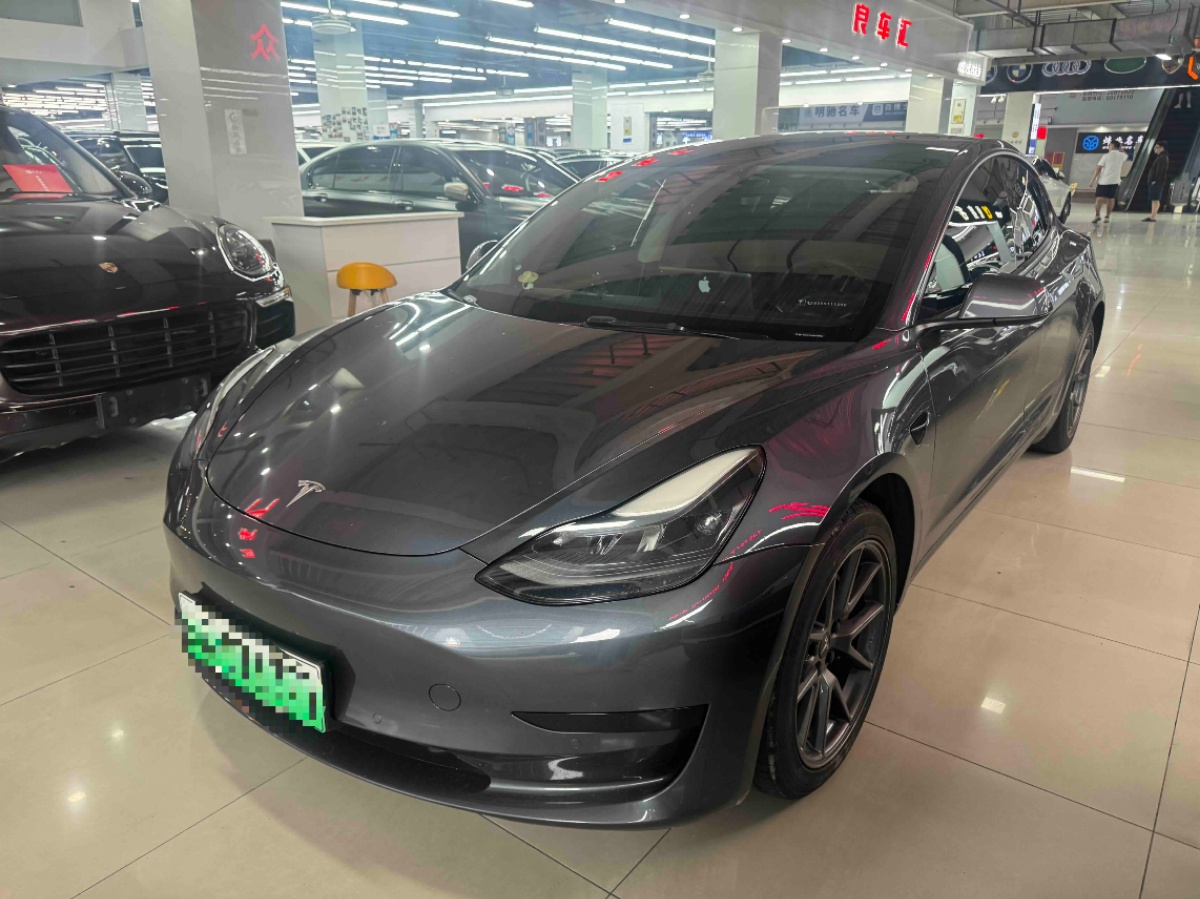 Tesla Model 3 2022 car image #4