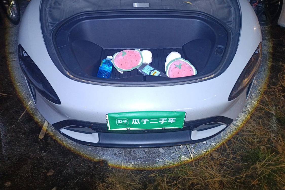 MI SU7 2024 car image #10