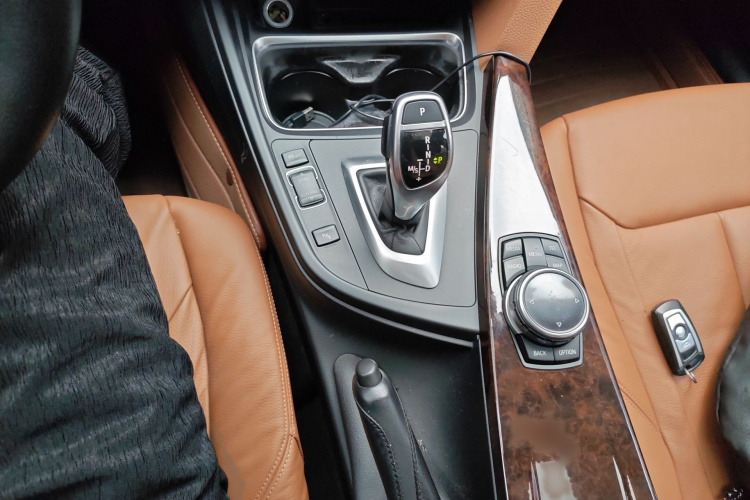 BMW 3 Series 2014 #18 BMW 3 Series 2014 car image #18
