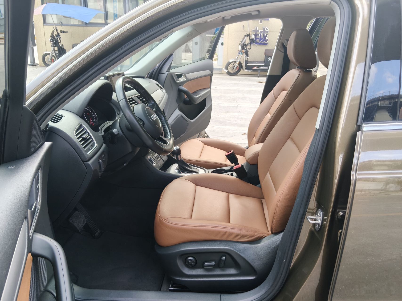 Audi Q3 2016 #4 Audi Q3 2016 car image #4