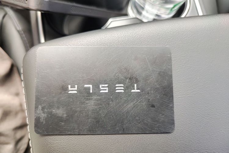 Tesla Model 3 2020 immagine di auto #14