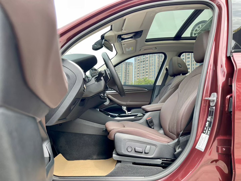 BMW X3 2024 car image #4