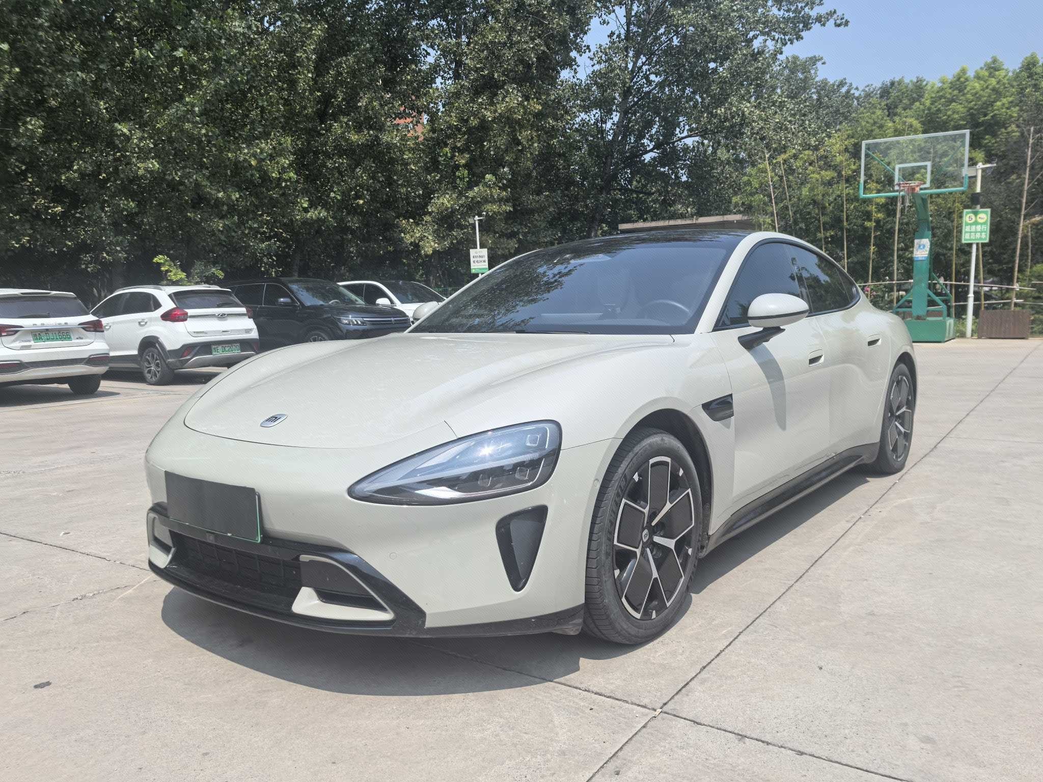 MI SU7 2024 car image 