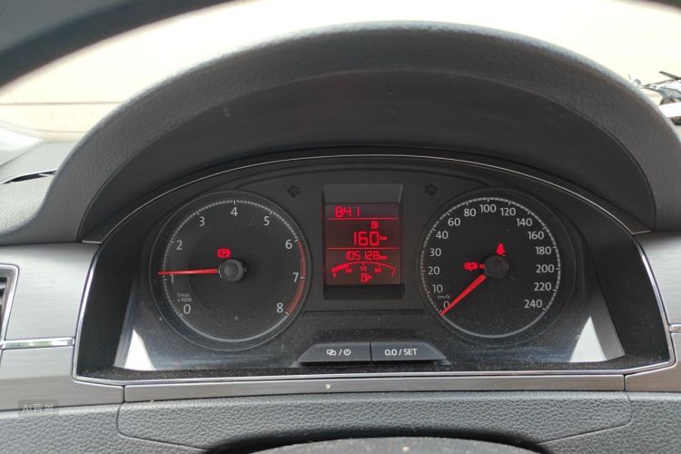 Volkswagen Santana 2021 car image #13