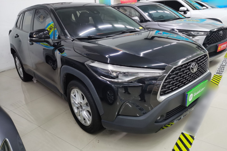 Toyota Corolla Cross 2022 #4 Toyota Corolla Cross 2022 صورة سيارة #4
