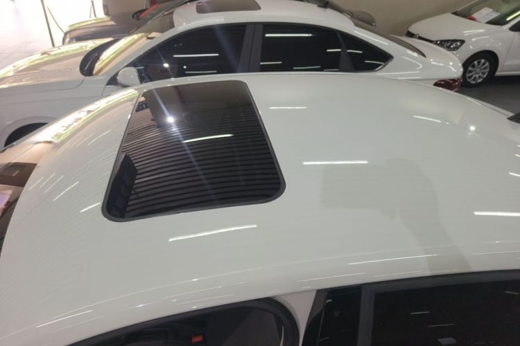 Volkswagen Santana 2017 car image #25