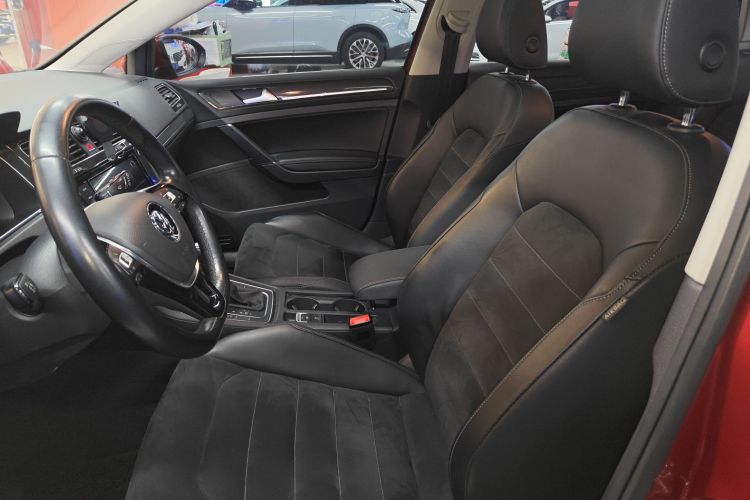 Volkswagen Golf 2019 صورة سيارة #15